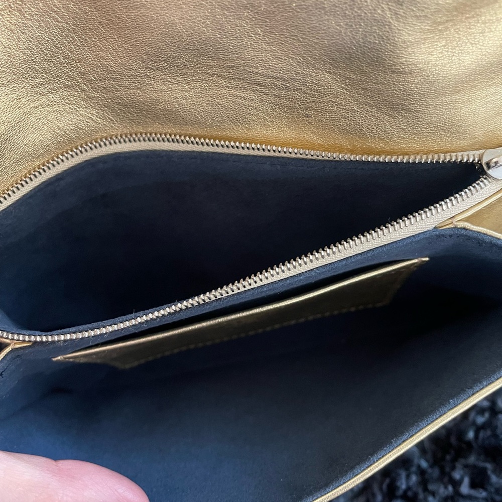Louis Vuitton pochette coussin - Picture 10 of 11